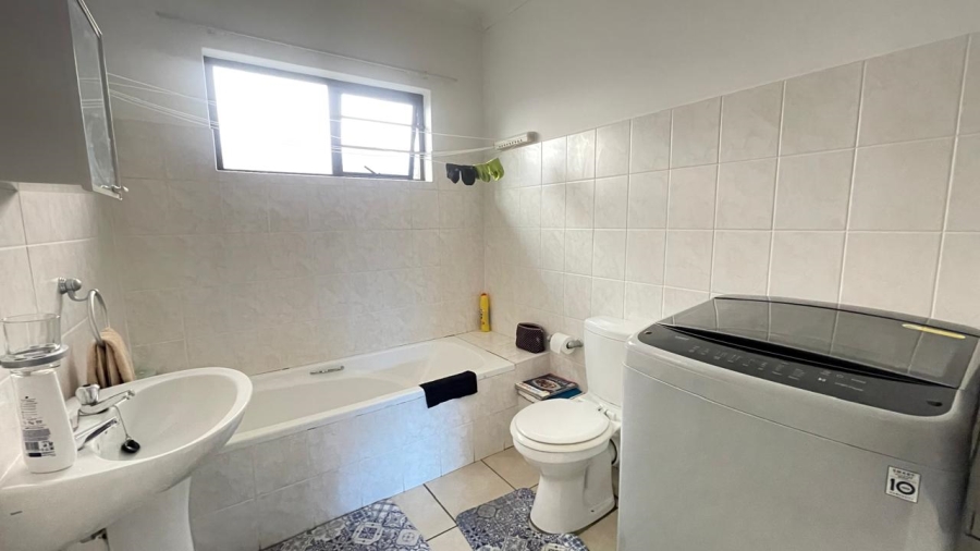 2 Bedroom Property for Sale in Gonubie Eastern Cape